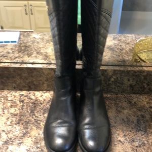 Tory Burch size 9 boots